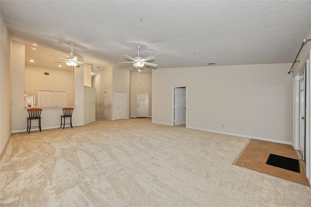8406 TERRACE MEADOWS COURT, TEMPLE TERRACE, FL — photo 3 of 30