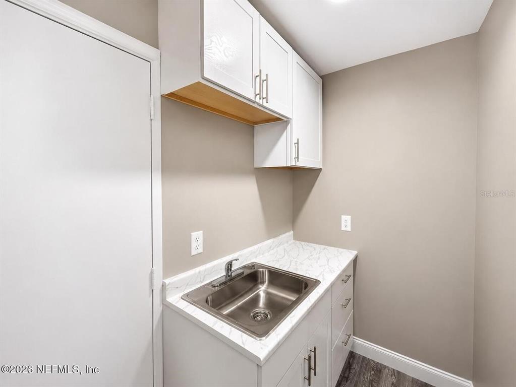 1402 POWHATTAN STREET, JACKSONVILLE, FL — photo 5 of 11