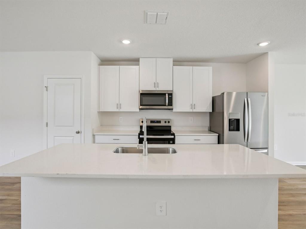 280 LAZY SHORE DRIVE
