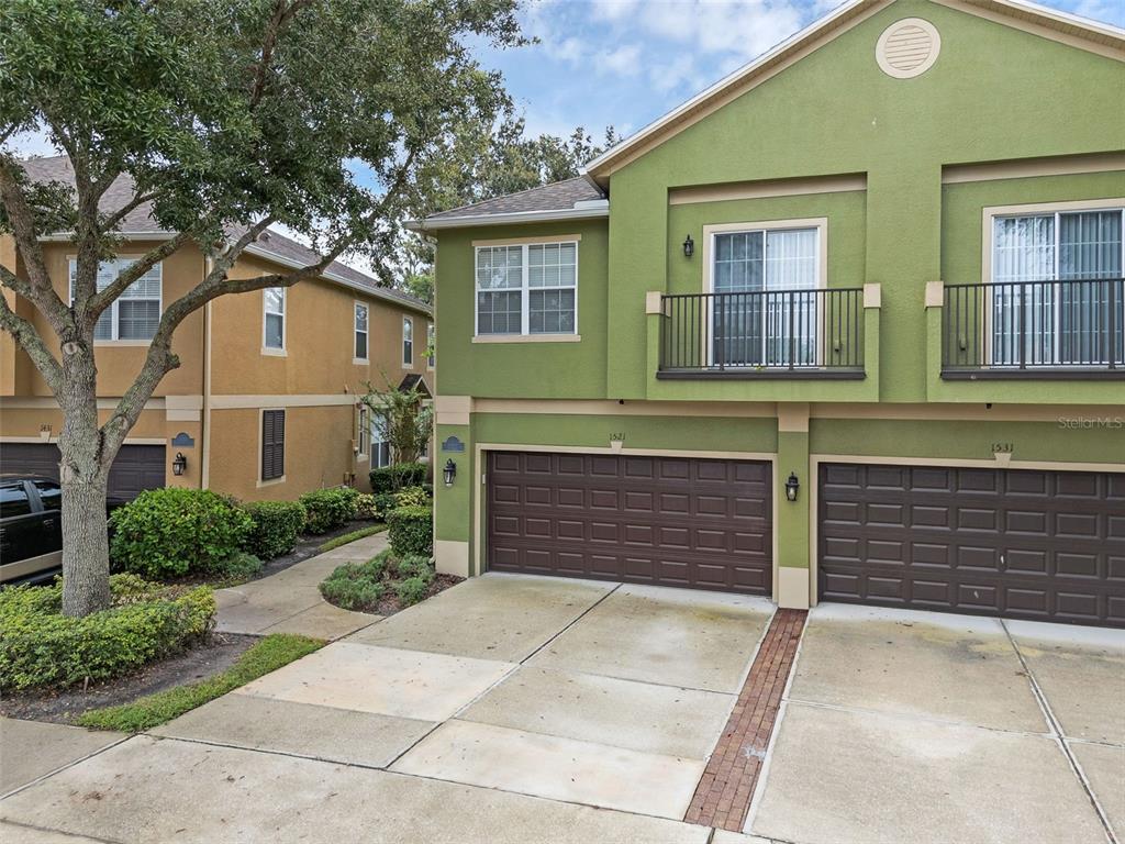 1521 PINE OAK TRAIL