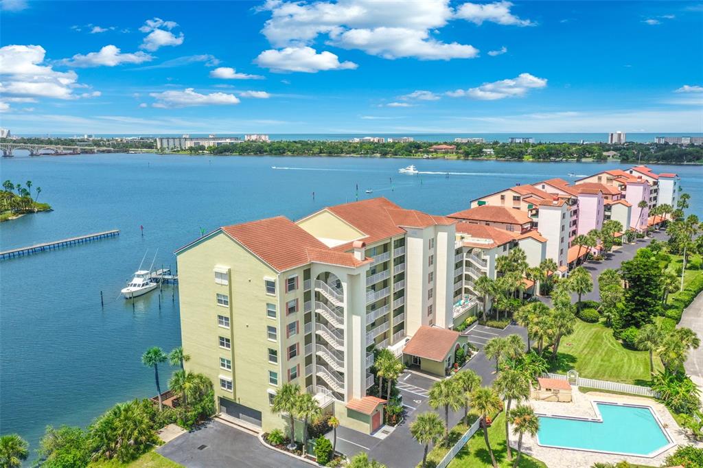 521 MARINA POINT DRIVE UNIT 521