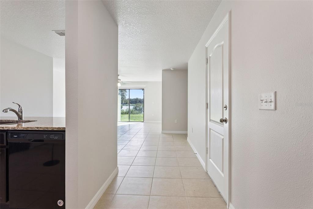 1601 ORNE STREET, MASCOTTE, FL — photo 5 of 30
