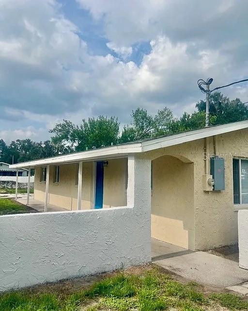 402 W TEVER STREET, PLANT CITY, FL — photo 2 of 13
