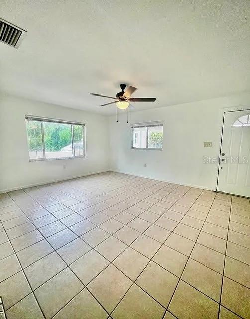 402 W TEVER STREET, PLANT CITY, FL — photo 4 of 13