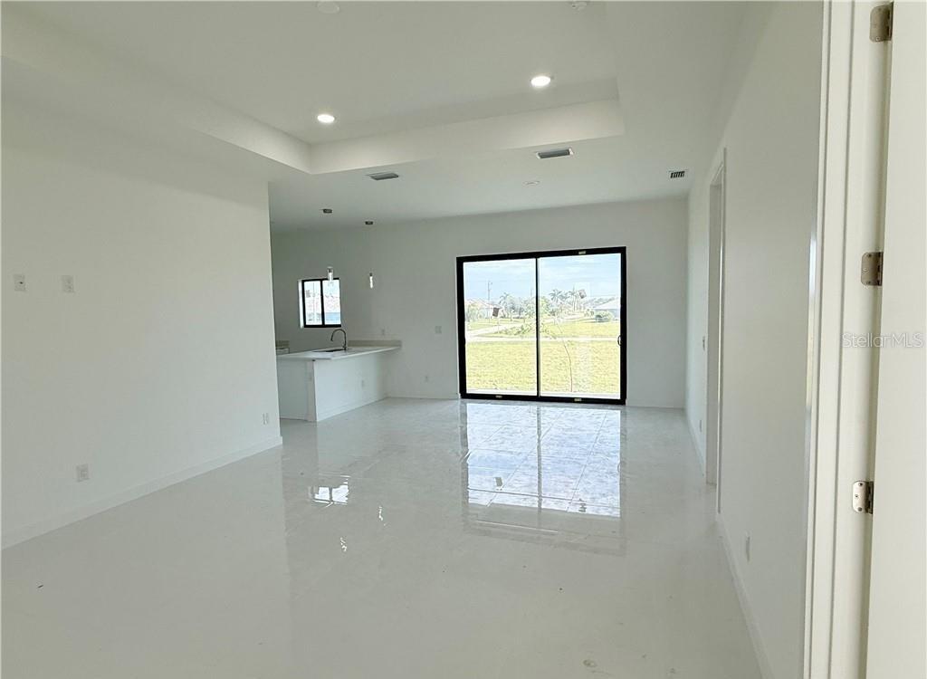 4213 CALOOSA PARKWAY N, CAPE CORAL, FL — photo 4 of 30