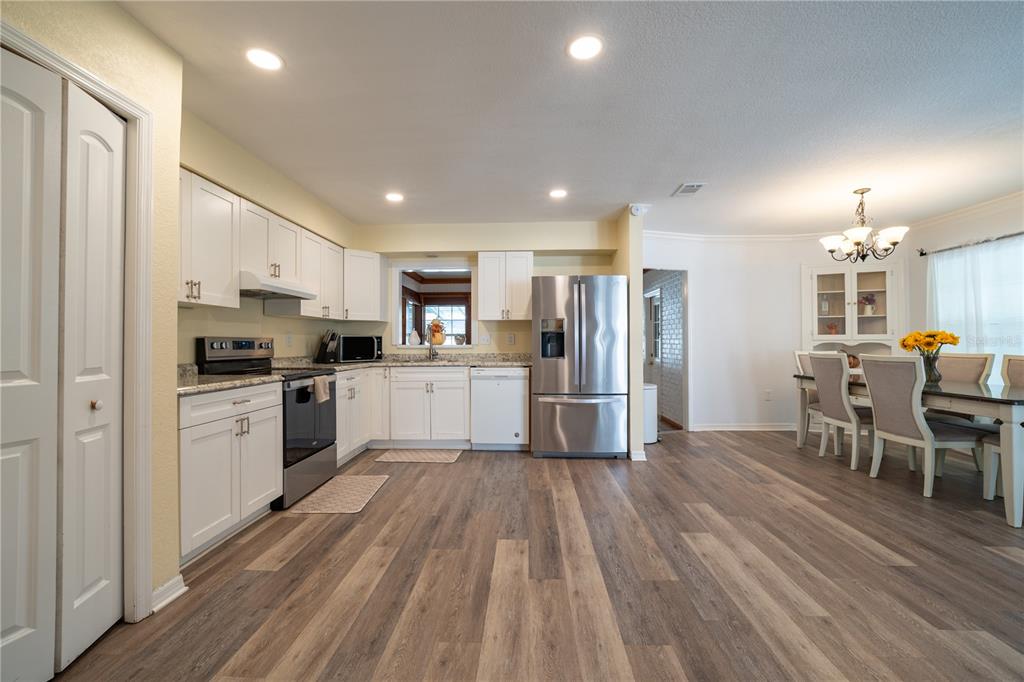5722 ANTLER TRAIL, LAKELAND, FL — photo 5 of 19