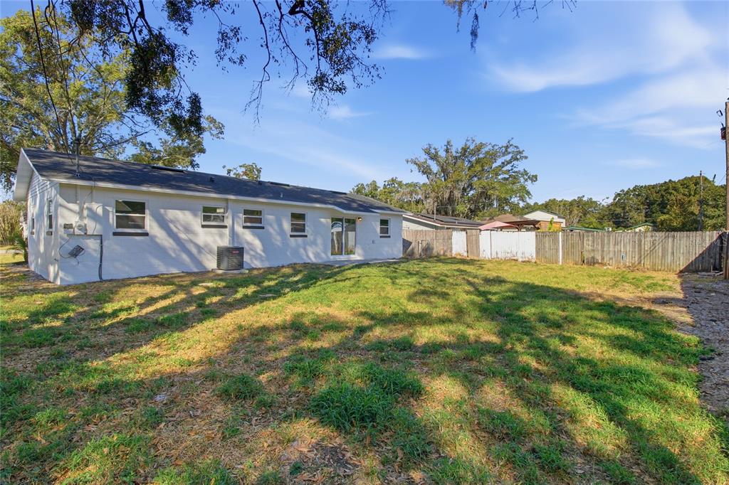 2575 EDMOND CIRCLE, AUBURNDALE, FL — photo 3 of 17