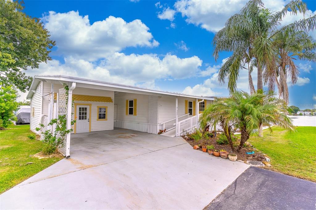 302 BASSWOOD COURT