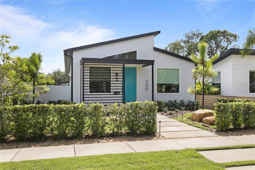 300 43RD AVENUE N, ST PETERSBURG, FL — photo 3 of 30