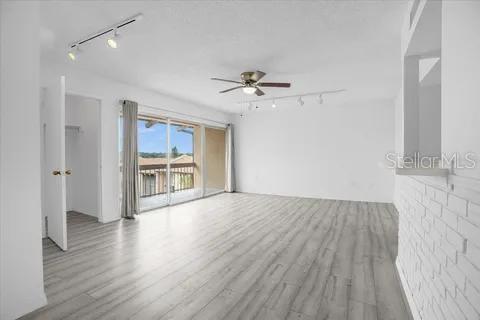 564 ORANGE DRIVE UNIT 40, ALTAMONTE SPRINGS, FL — photo 3 of 16