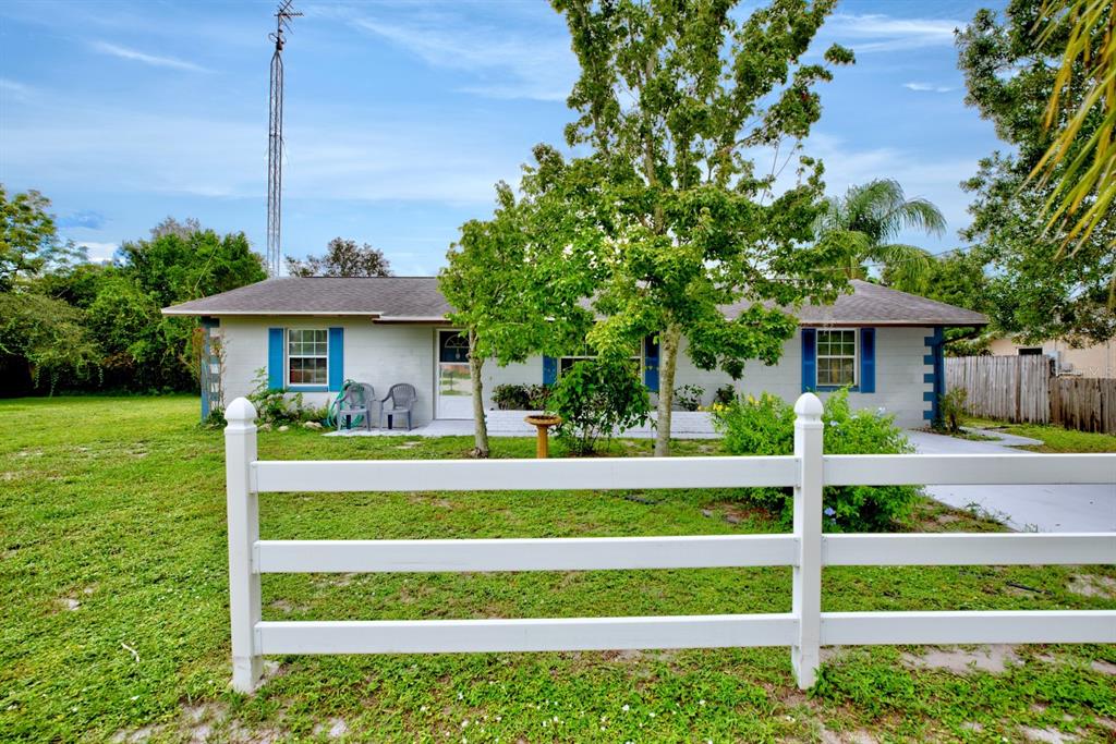 1321 SUNSET DRIVE