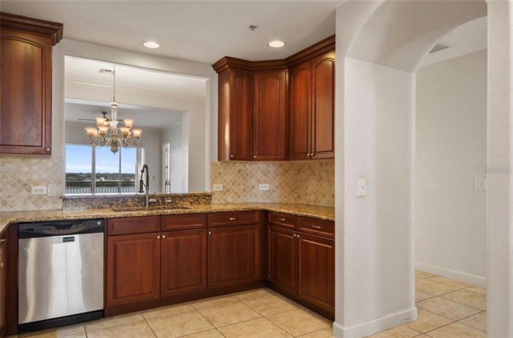 8743 THE ESPLANADE UNIT 29, ORLANDO, FL — photo 5 of 22
