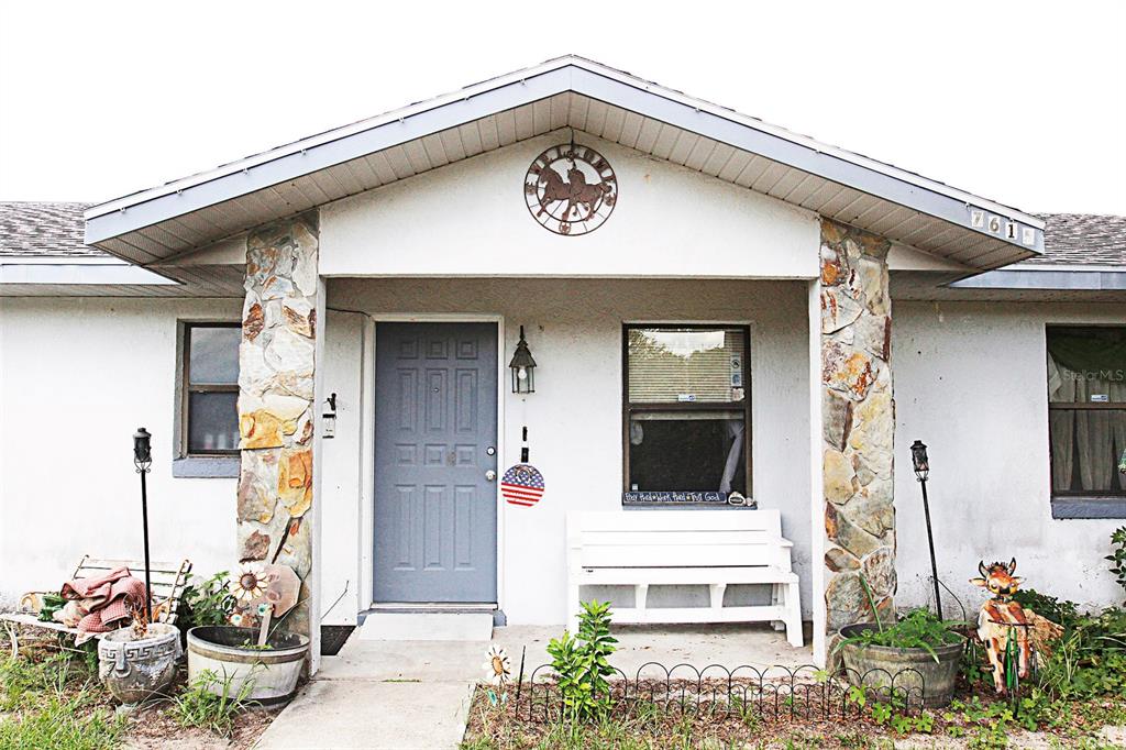 7615 N LAZY TRAIL