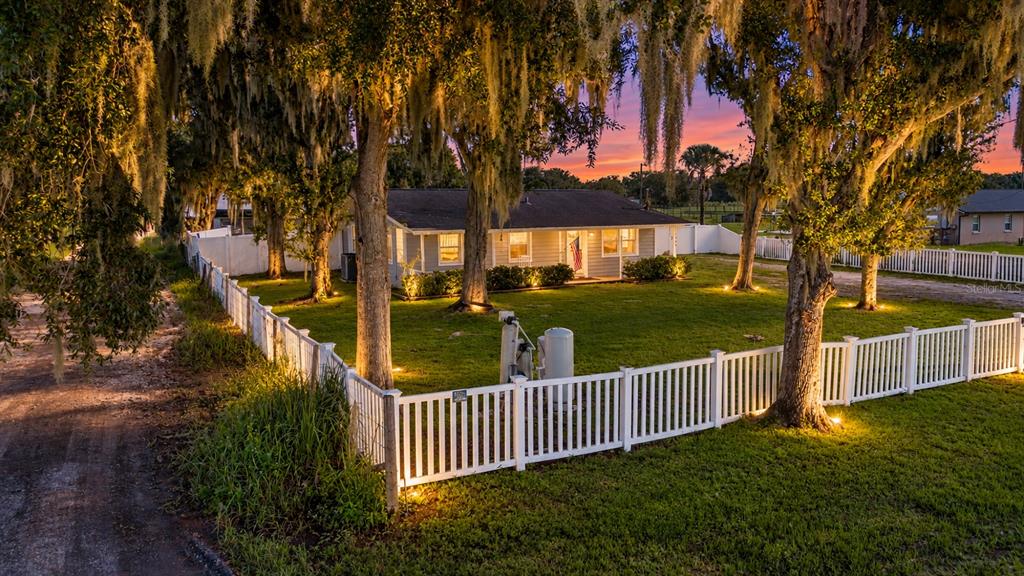 330 MOCCASIN HOLLOW ROAD, LITHIA, FL — photo 2 of 30