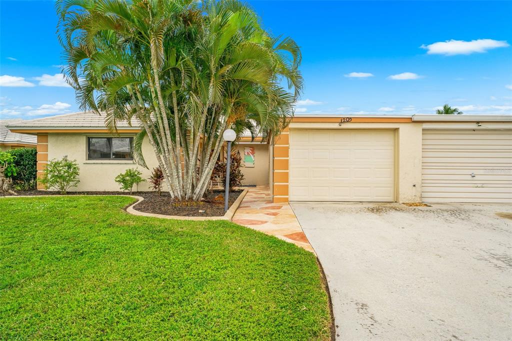 120 VILLA DRIVE UNIT 120, OSPREY, FL — photo 2 of 30