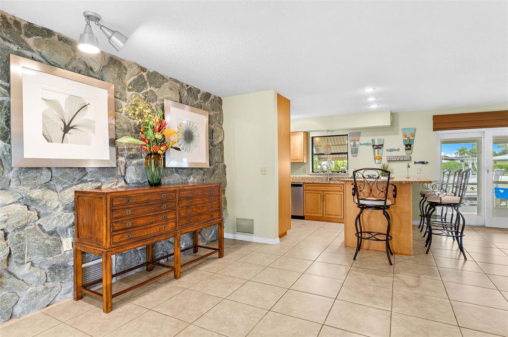 120 VILLA DRIVE UNIT 120, OSPREY, FL — photo 5 of 30