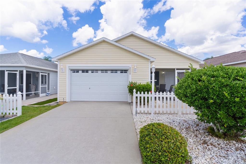 3358 CASTLEGATE COURT