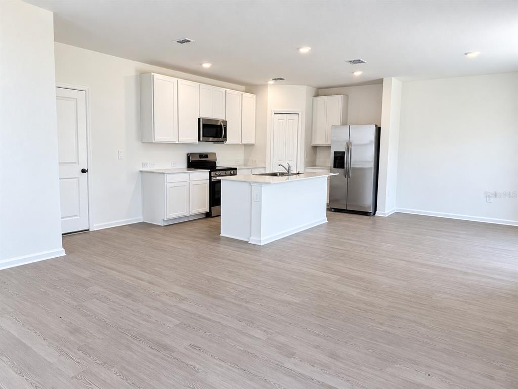 6232 BOTTICELLA BOULEVARD, WINTER HAVEN, FL — photo 4 of 17