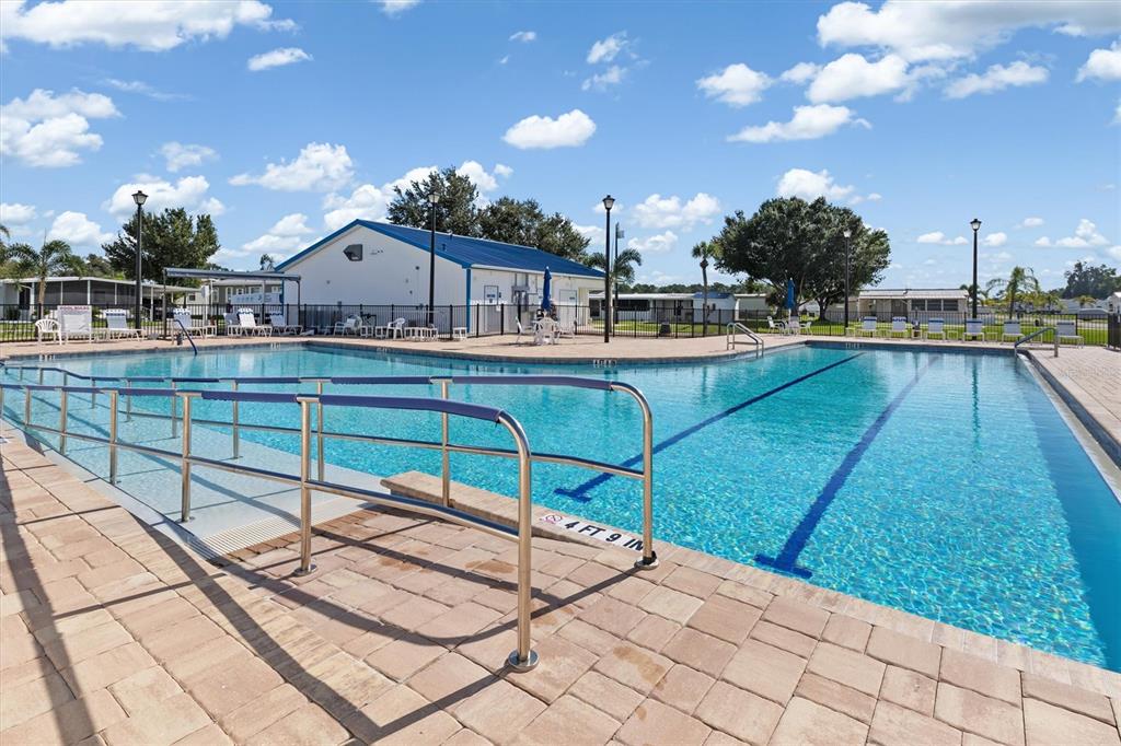 176 W MANATEE LOOP, PUNTA GORDA, FL — photo 4 of 30