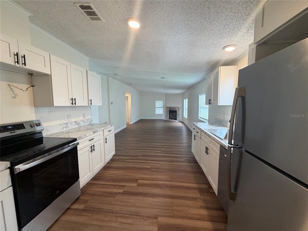 3736 VALLEY FARM ROAD, LAKELAND, FL — photo 5 of 19