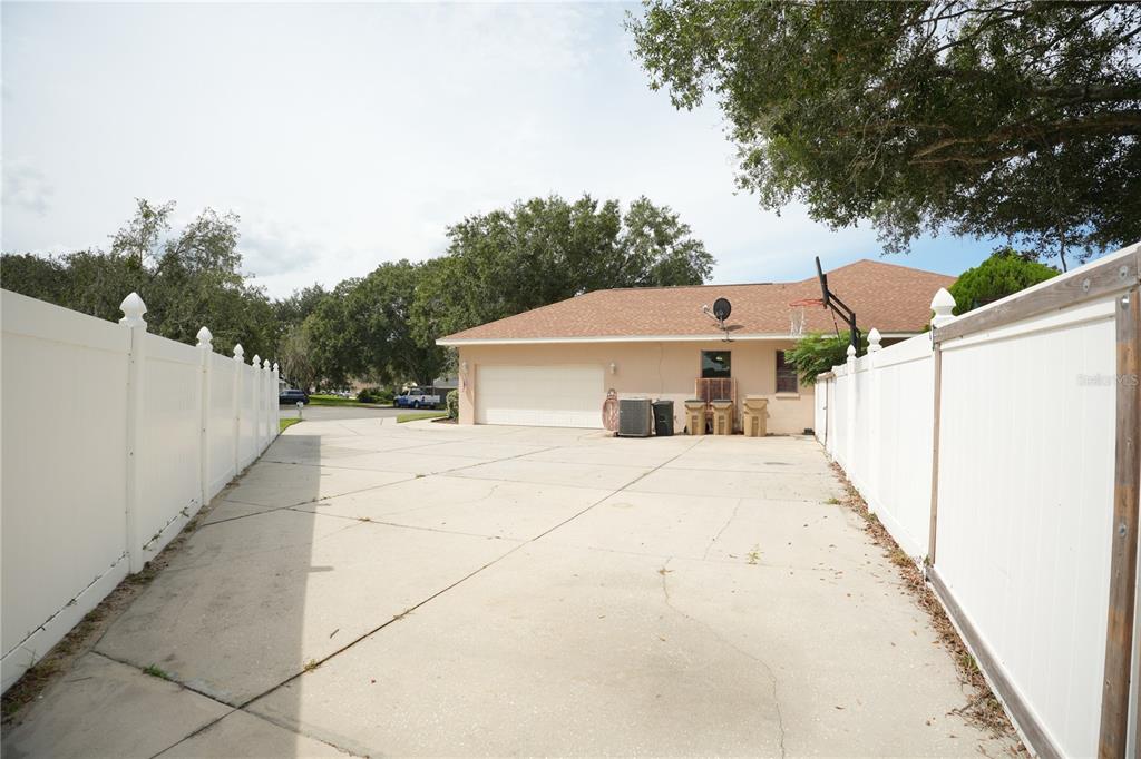 11318 SUMMER WIND COURT, CLERMONT, FL — photo 4 of 30