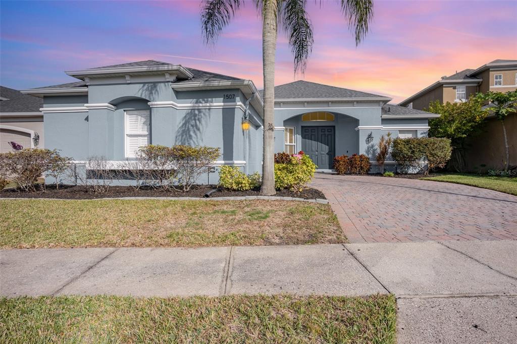 1507 BACCARAT COURT