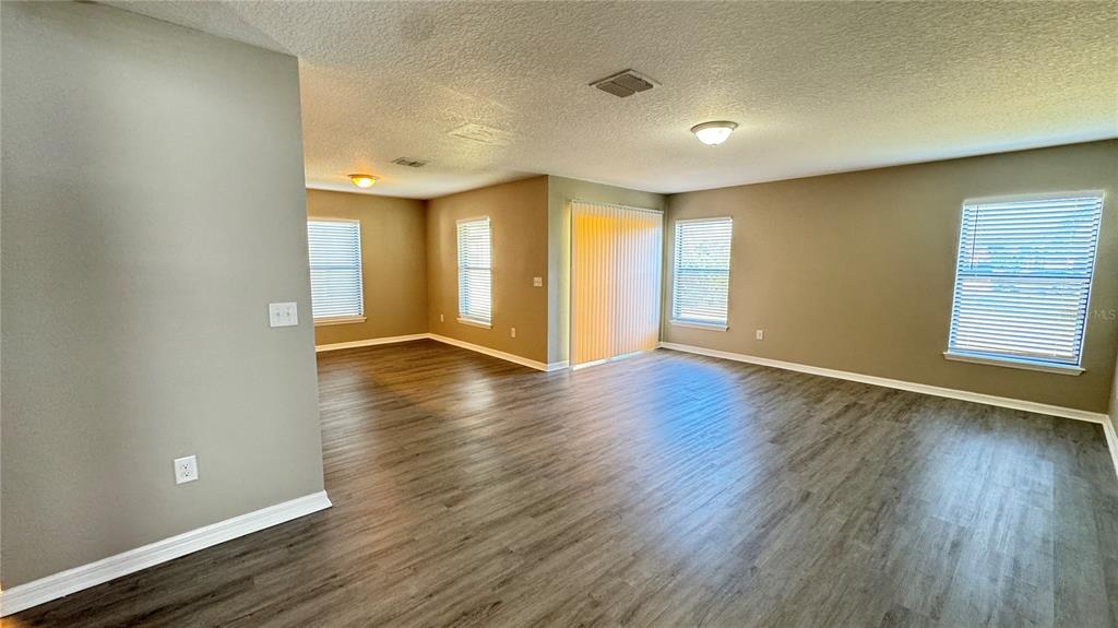 2148 ONTARIO WAY, LAKELAND, FL — photo 2 of 45