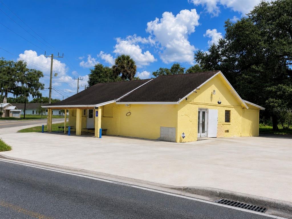 1805 HISTORIC GOLDSBORO BOULEVARD