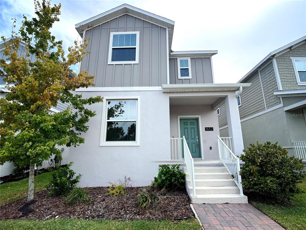 1652 CROSS PRAIRIE PARKWAY