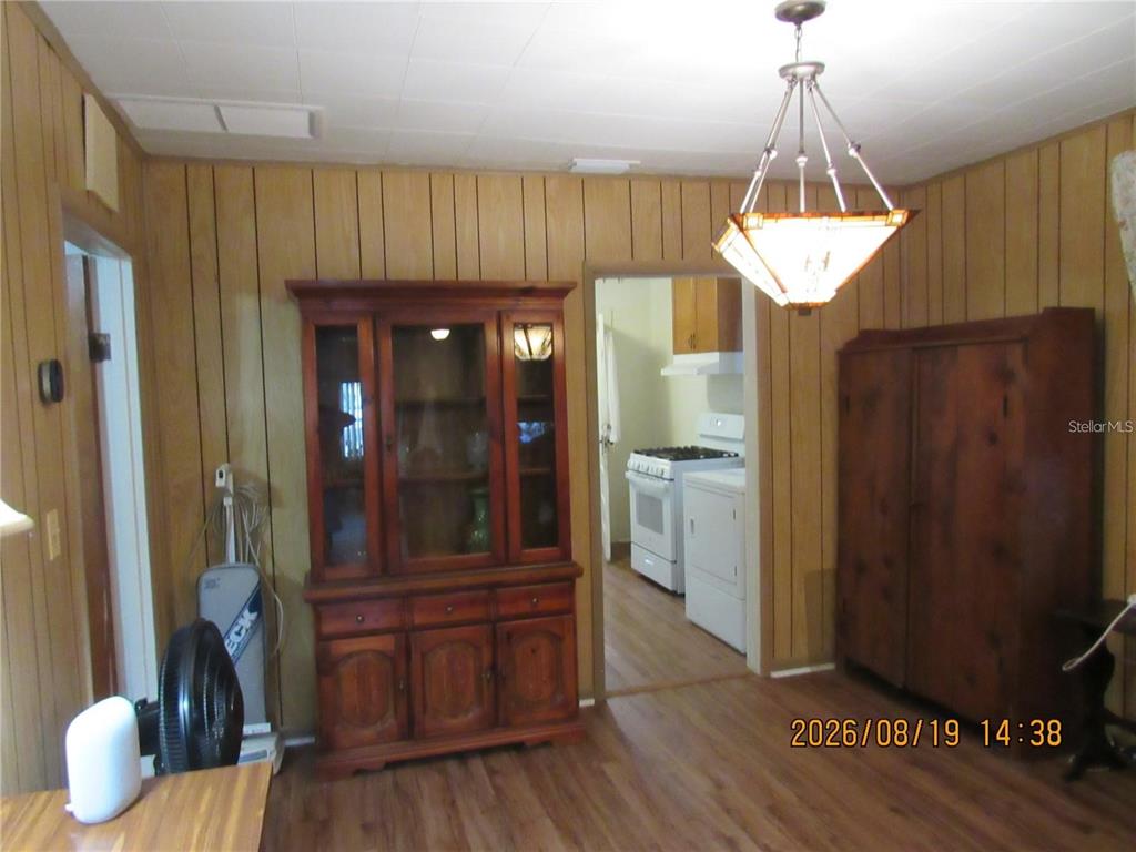 749 E MONTROSE STREET, CLERMONT, FL — photo 3 of 23