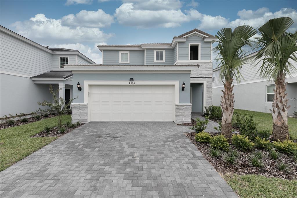 7376 OAKMOSS LOOP
