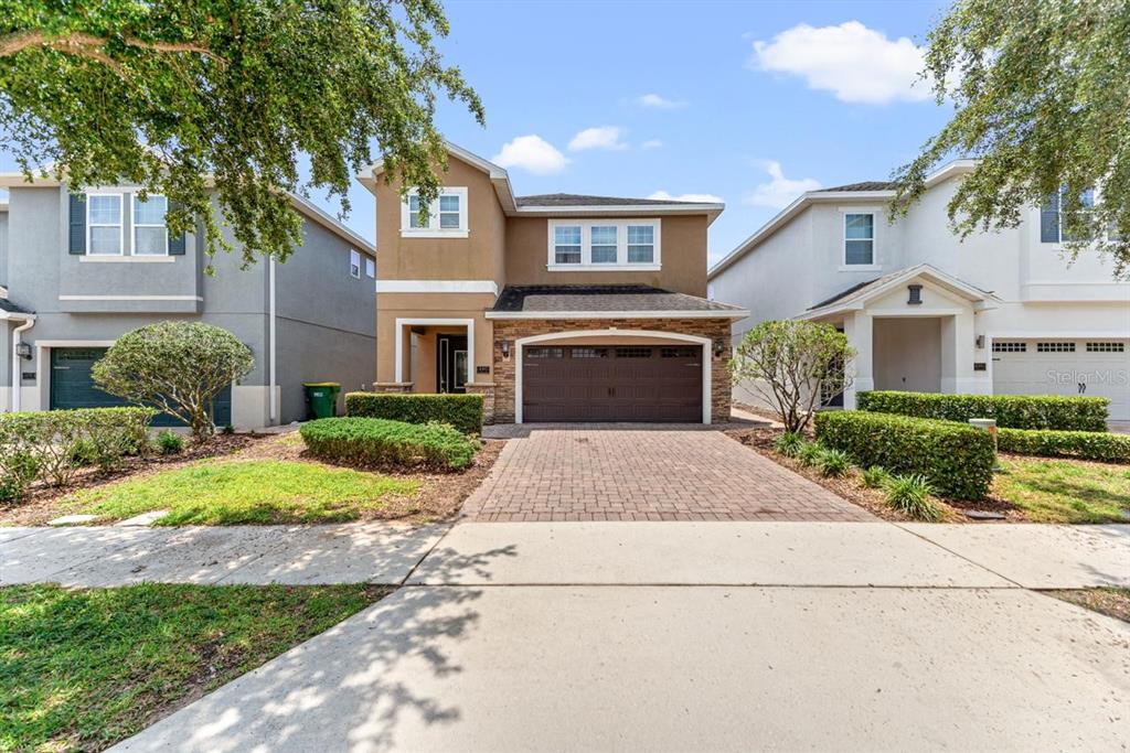 480 LASSO DRIVE
