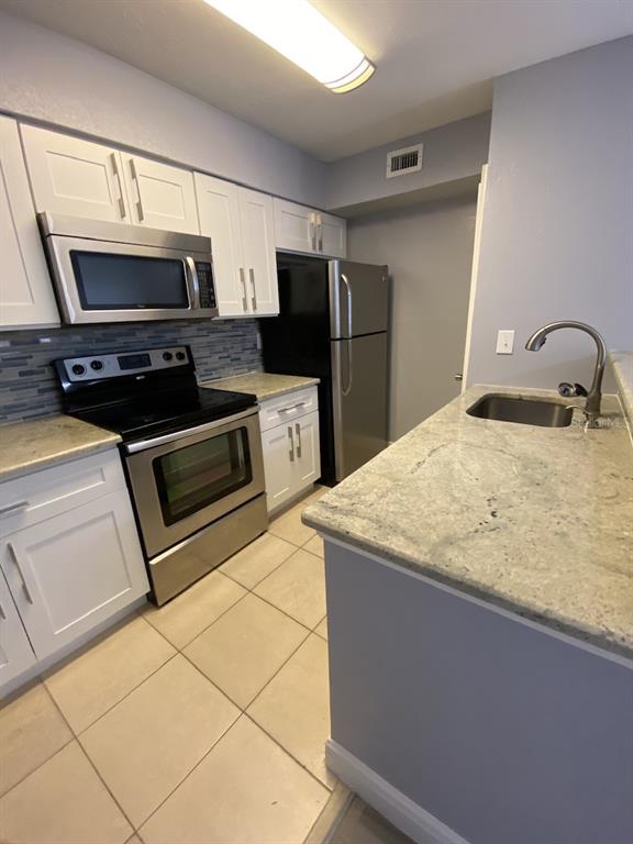 5124 PARK CENTRAL DRIVE UNIT 513, ORLANDO, FL — photo 2 of 19