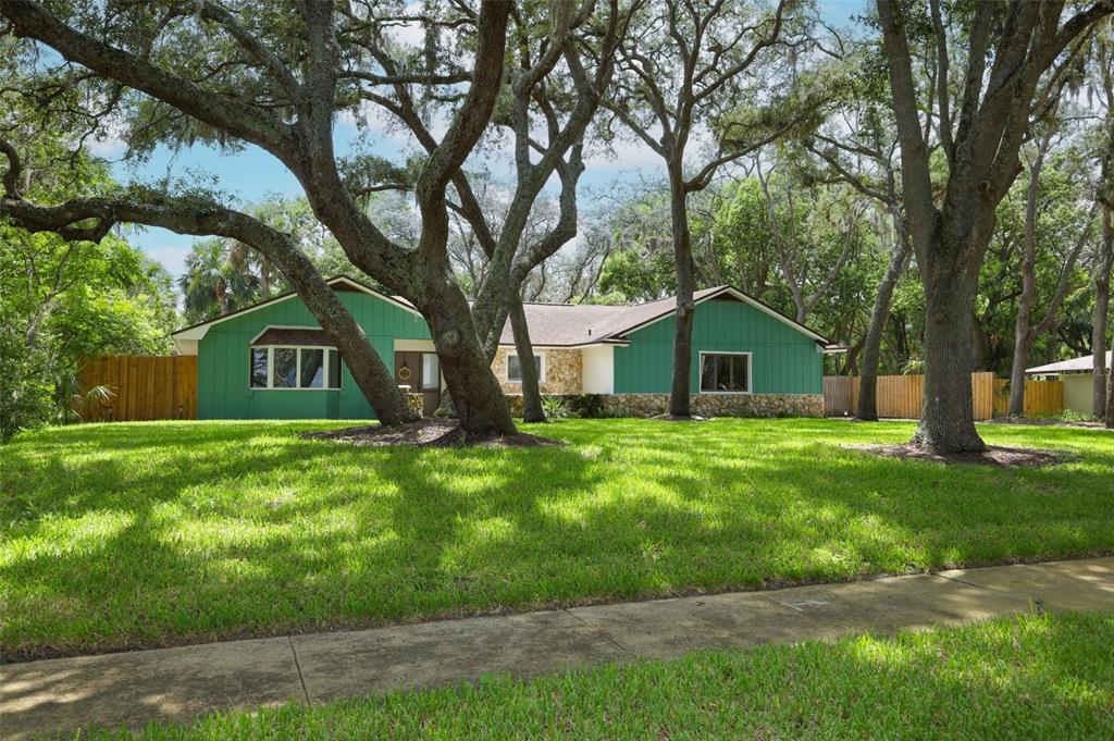 1015 ANTELOPE TRAIL