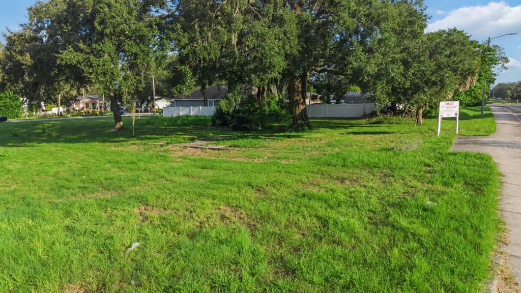 7520 N 40TH STREET