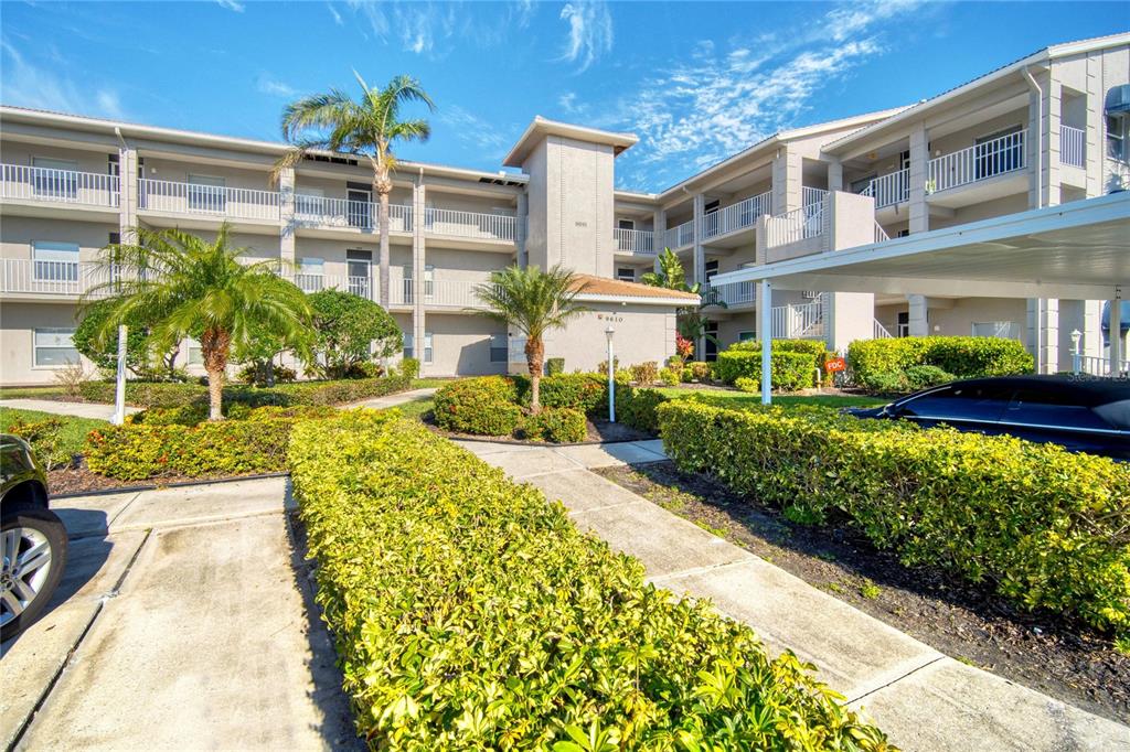 9610 CLUB SOUTH CIRCLE UNIT # 4207