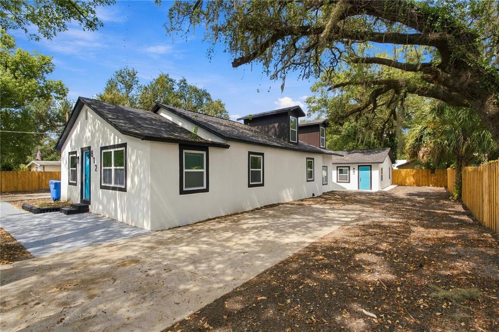 812 E ORANGE AVENUE S, TAMPA, FL — photo 2 of 30