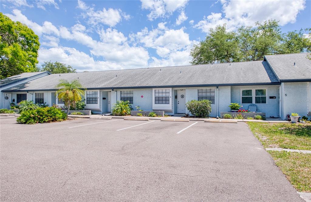 366 47TH AVENUE N UNIT 3