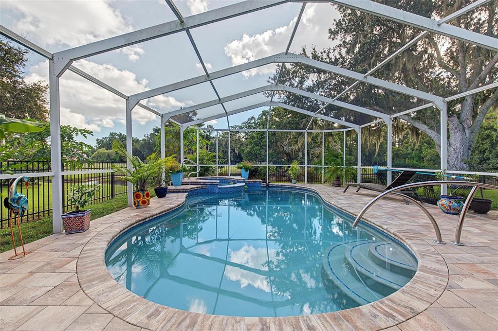 4914 AUGUSTA AVENUE, OLDSMAR, FL — photo 2 of 30