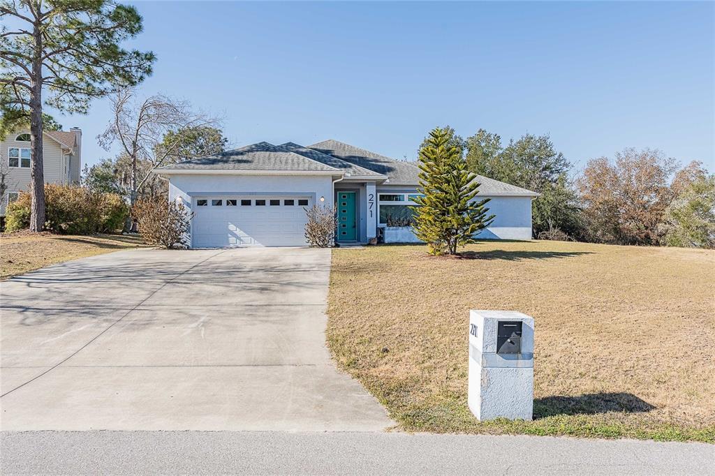 271 WHITE CLIFF BOULEVARD