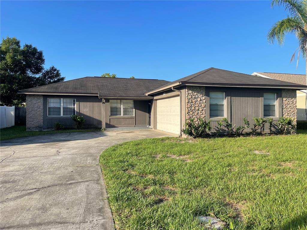 661 LA SALLE DRIVE