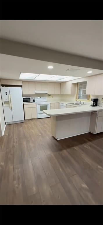 3101 N CANAL DRIVE, PALM HARBOR, FL — photo 5 of 17