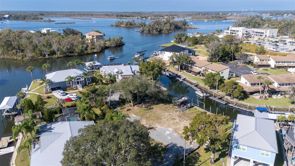 1924 SE 3RD COURT, CRYSTAL RIVER, FL — photo 3 of 23