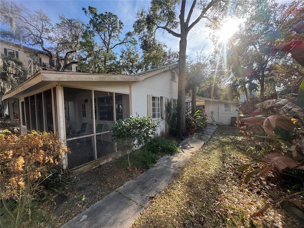 312 HILLMAN STREET
