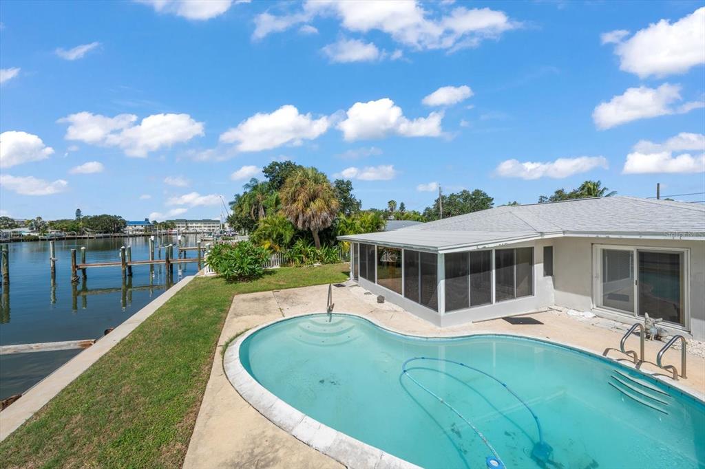 337 LA HACIENDA DRIVE, INDIAN ROCKS BEACH, FL — photo 4 of 30