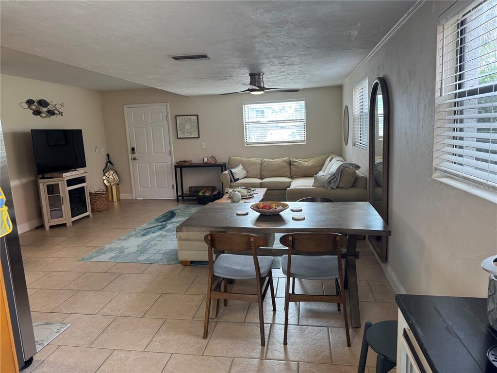 834 E 25TH AVENUE, NEW SMYRNA BEACH, FL — photo 5 of 21
