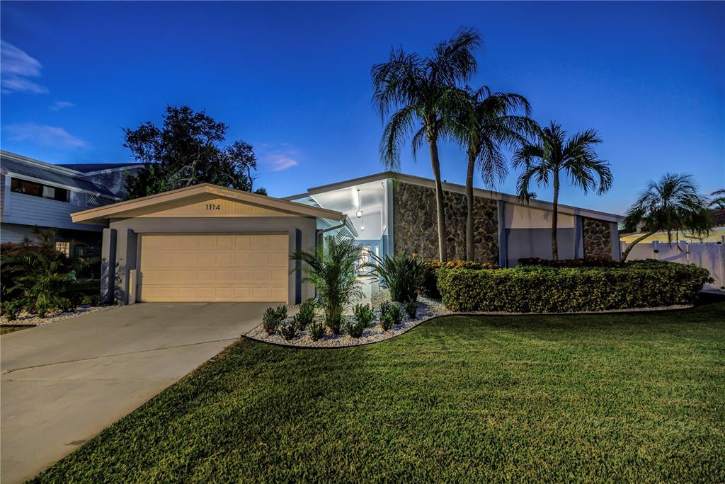 1114 2ND AVENUE S, TIERRA VERDE, FL — photo 3 of 30