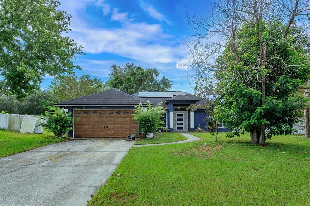 3905 WHISPERING PINE COURT