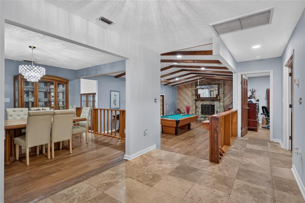 531 GARRARD DRIVE, TEMPLE TERRACE, FL — photo 5 of 30