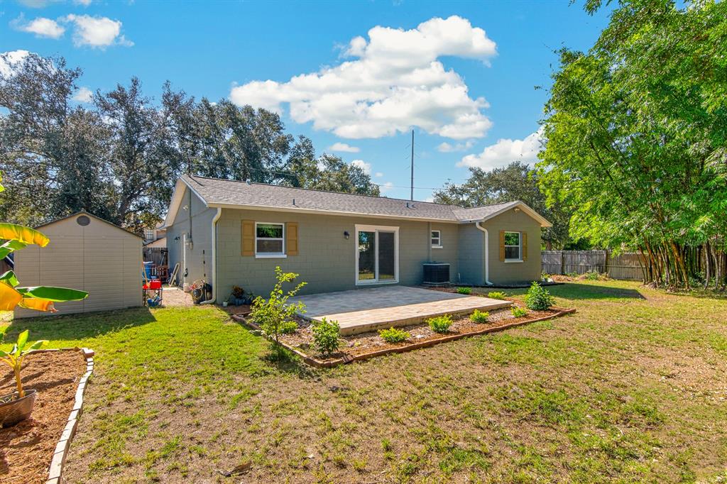 120 ORANGE AVENUE N, ST PETERSBURG, FL — photo 2 of 44